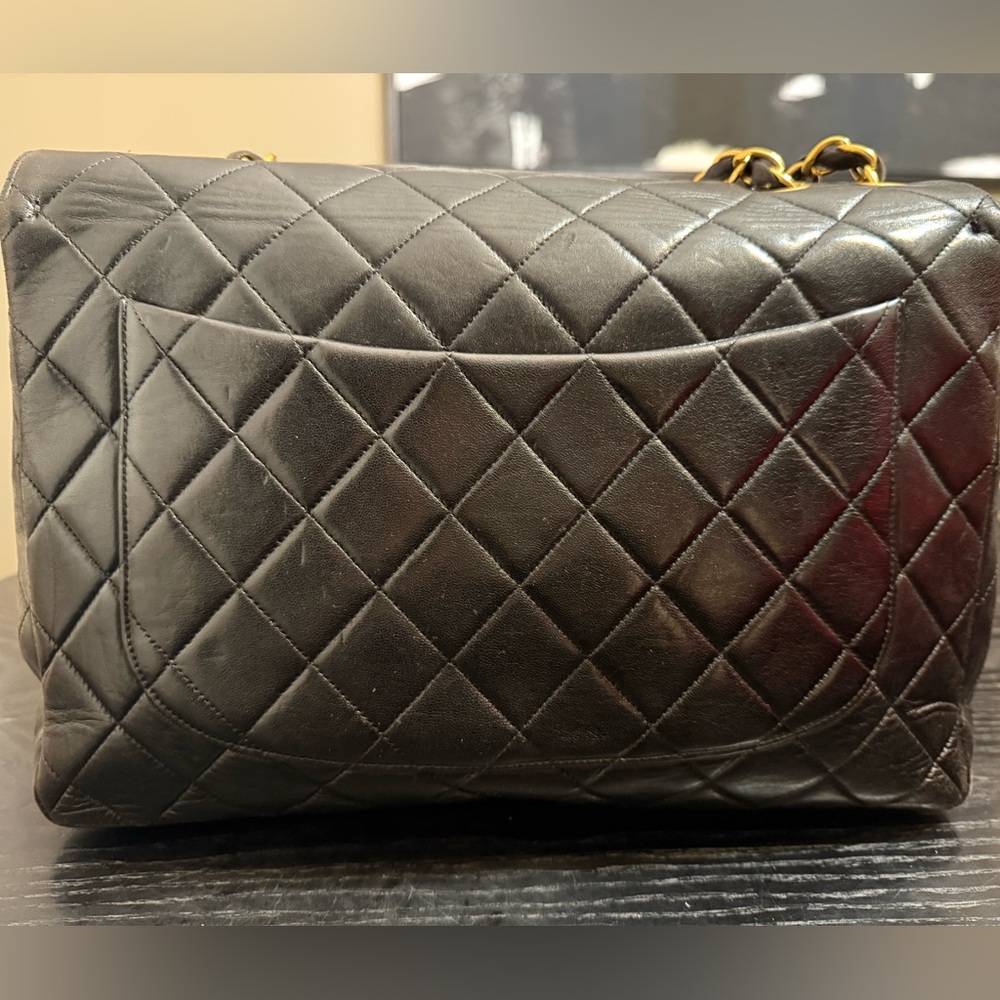 Authentic Chanel Jumbo Classic Flap Leather 24k Gold - Picture 5 of 13